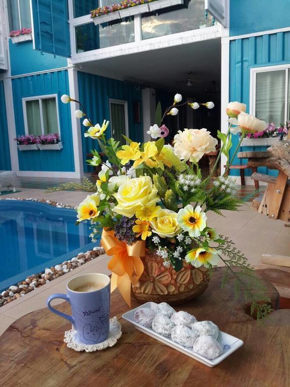Farsai Homestay Lop Buri Esterno foto